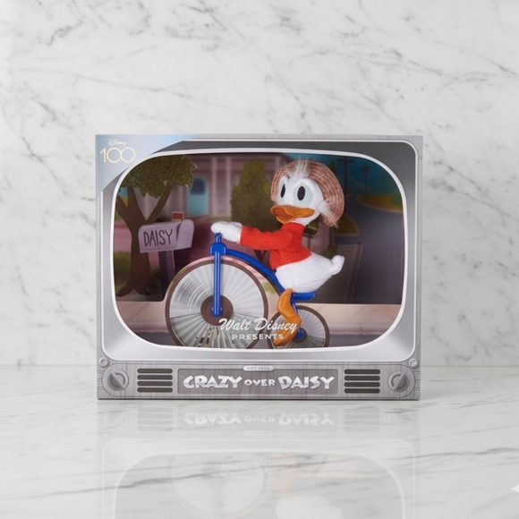 Disney Other - Disney 100 Years of Wonder “Crazy Over Daisy”